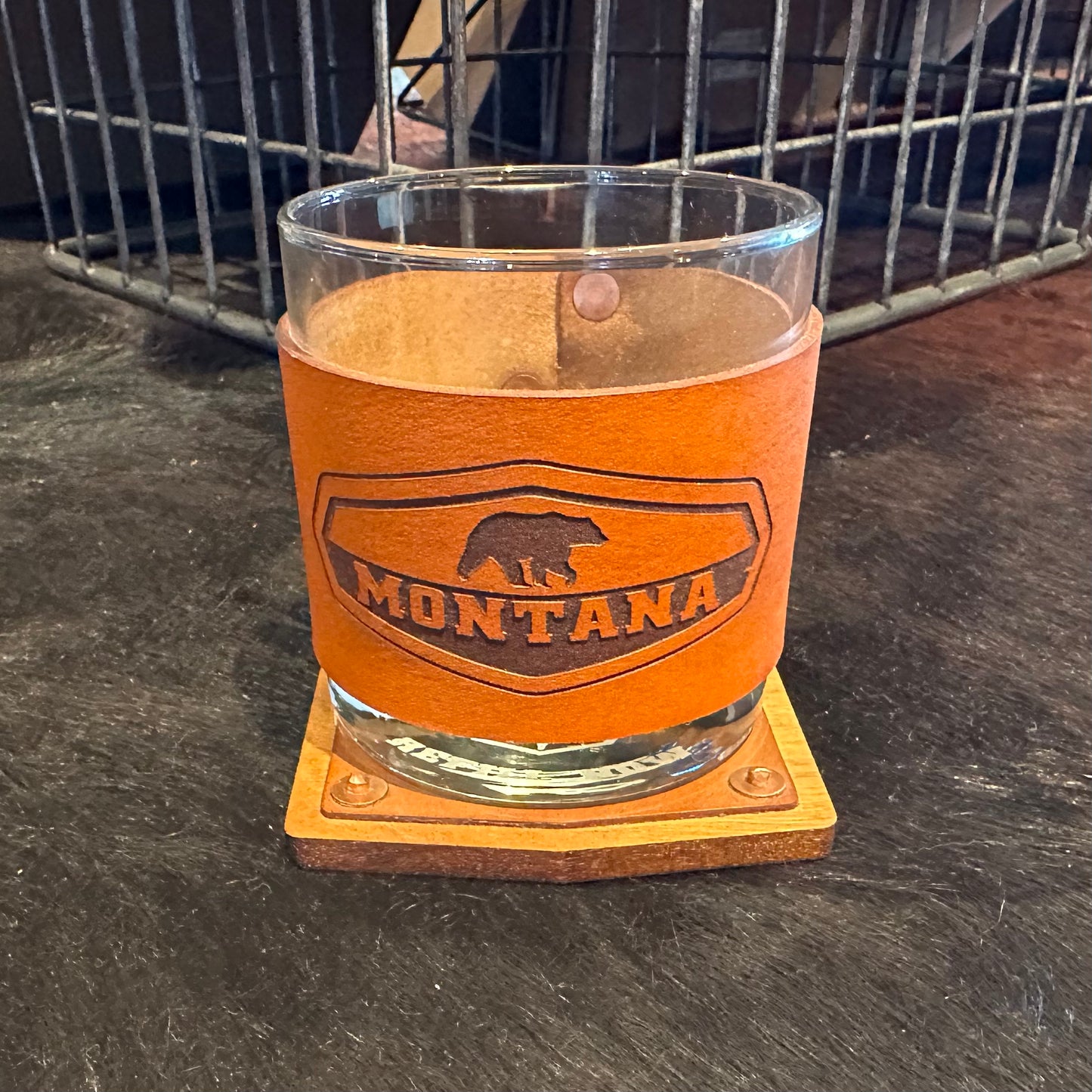 Gift Box: "Cheers From Montana" - Double Rocks Holster