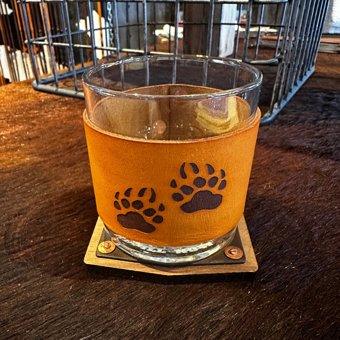 Gift Box: "Cheers From Montana" - Double Rocks Holster